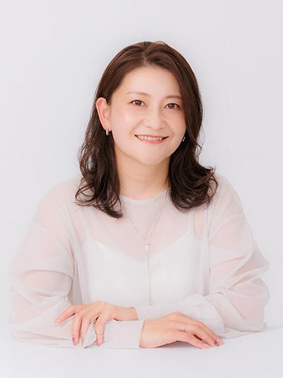 仙台市 リプロネイル式深爪矯正専門ネイルサロン レアムネイルオーナーネイリスト小室 麻奈美