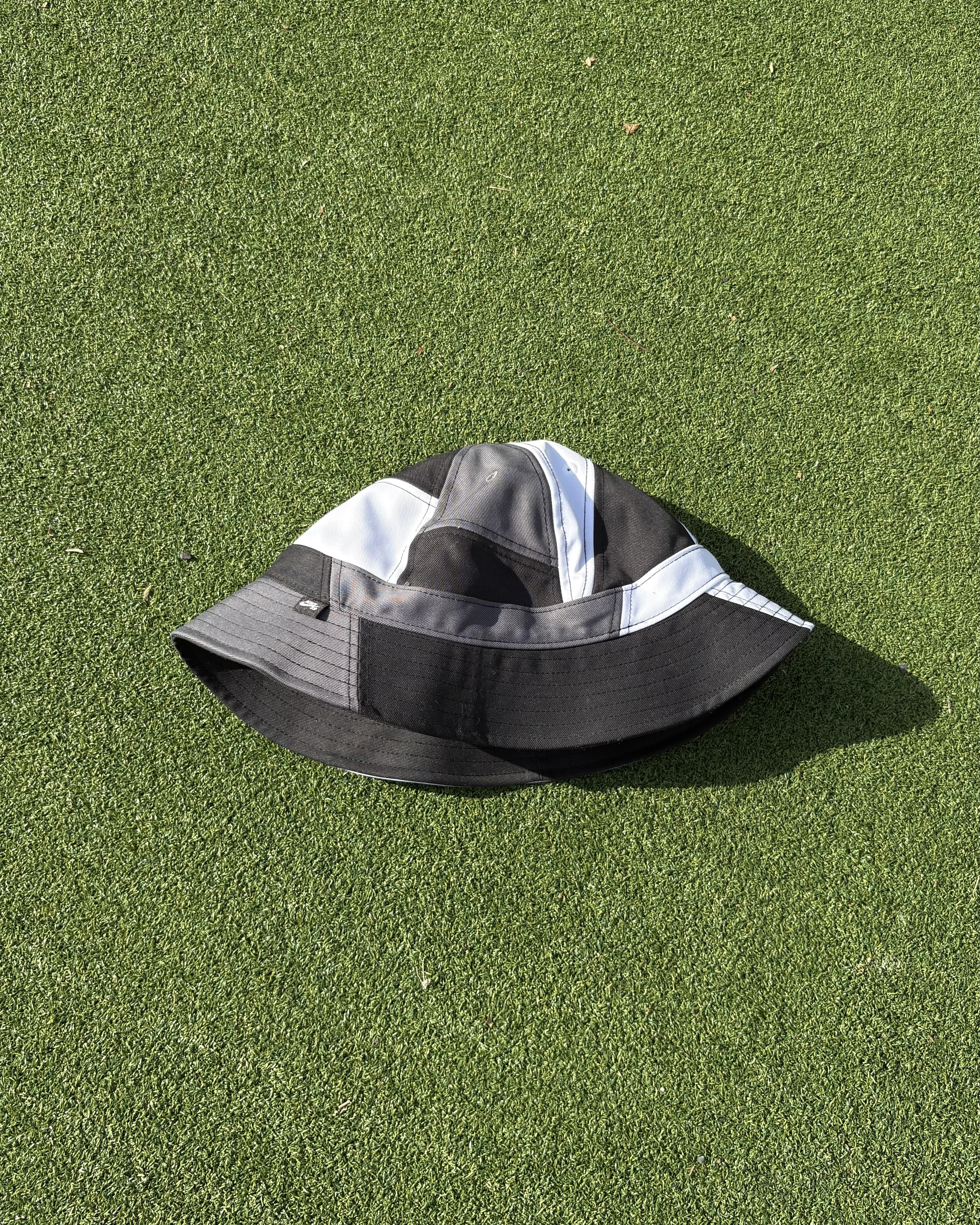 NIKE SB PANELED BACKET HATの商品画像