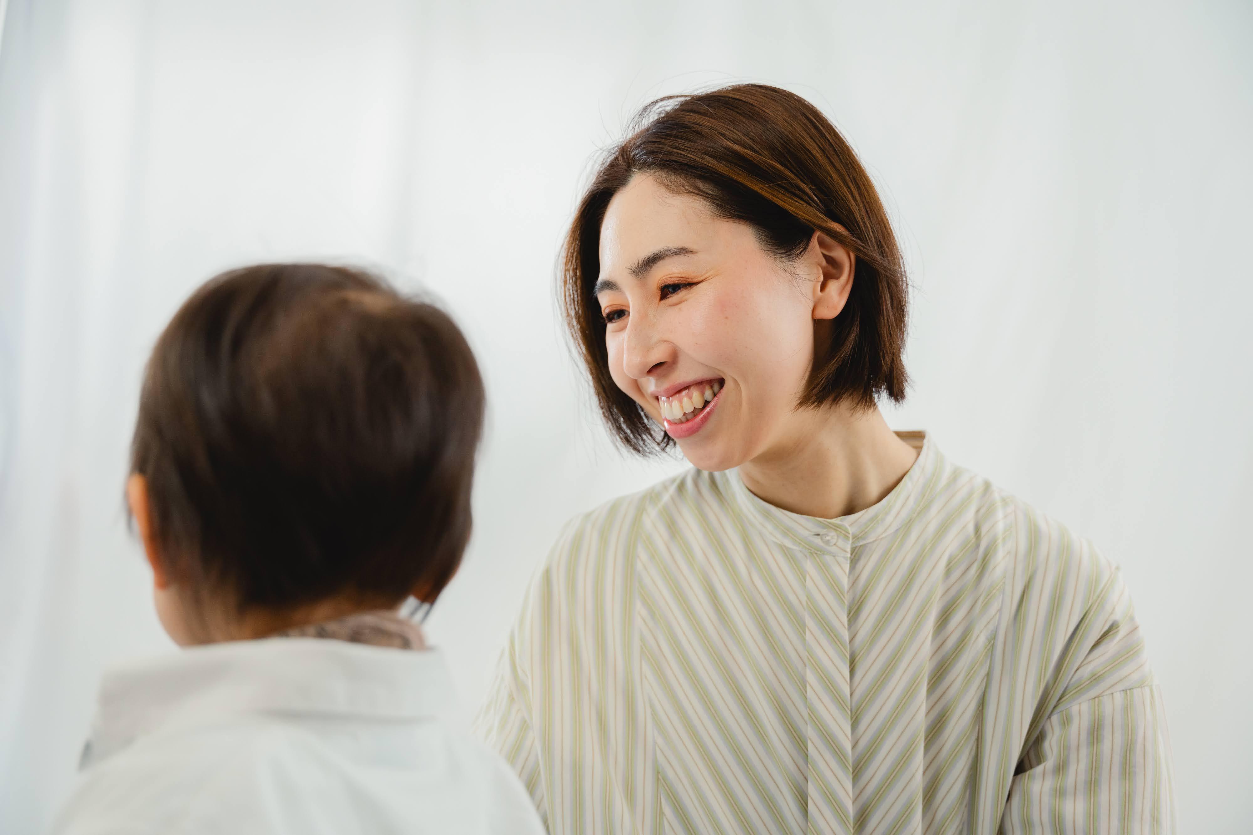 伹野　佳小里