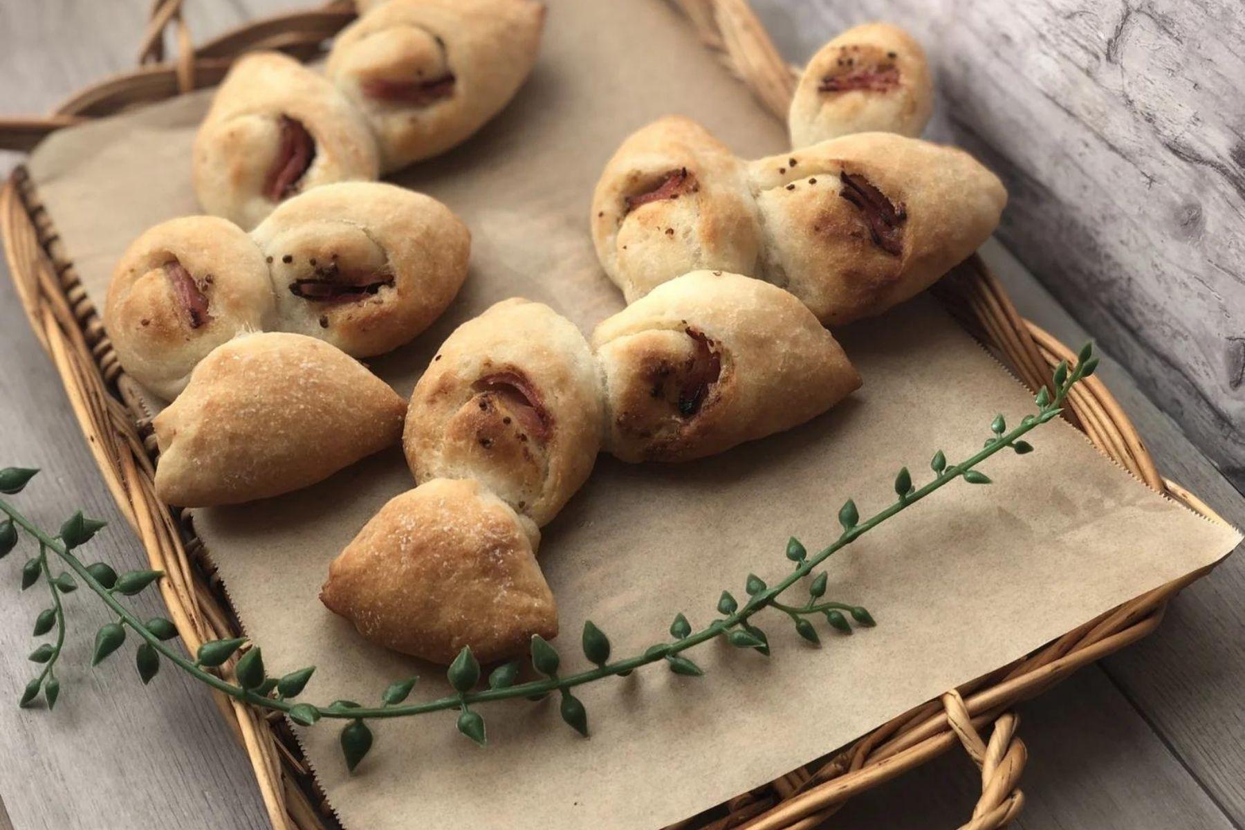 米粉パンコースメニューの米粉のカマンベールノア