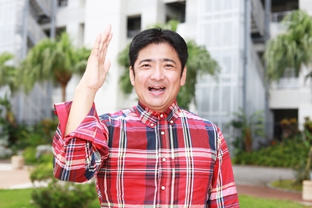 笑顔の男性