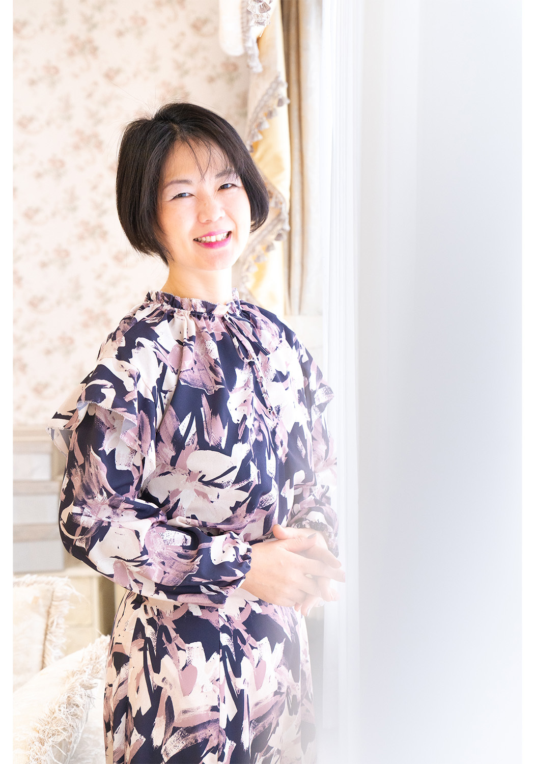 千葉県市川市のお花絞りのお教室 Salon de Mommy & Kittens講師 星真由