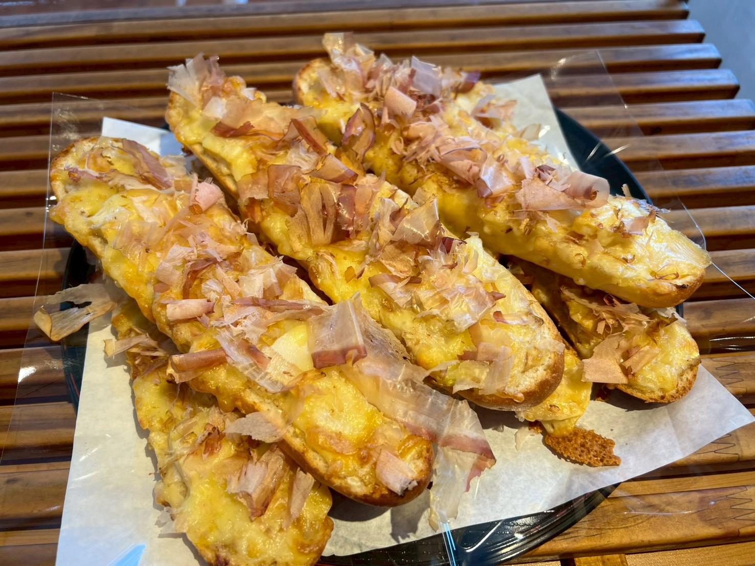 コロンバージュの筍とかつお節の和風タルティーヌ