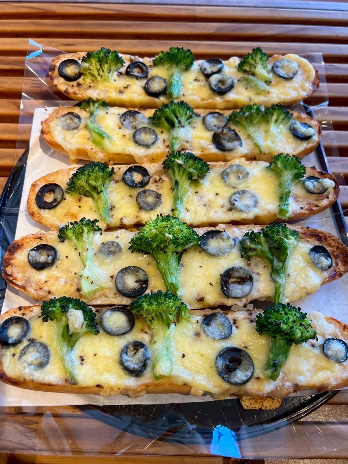 コロンバージュのツナとブロッコリーのタルティーヌ