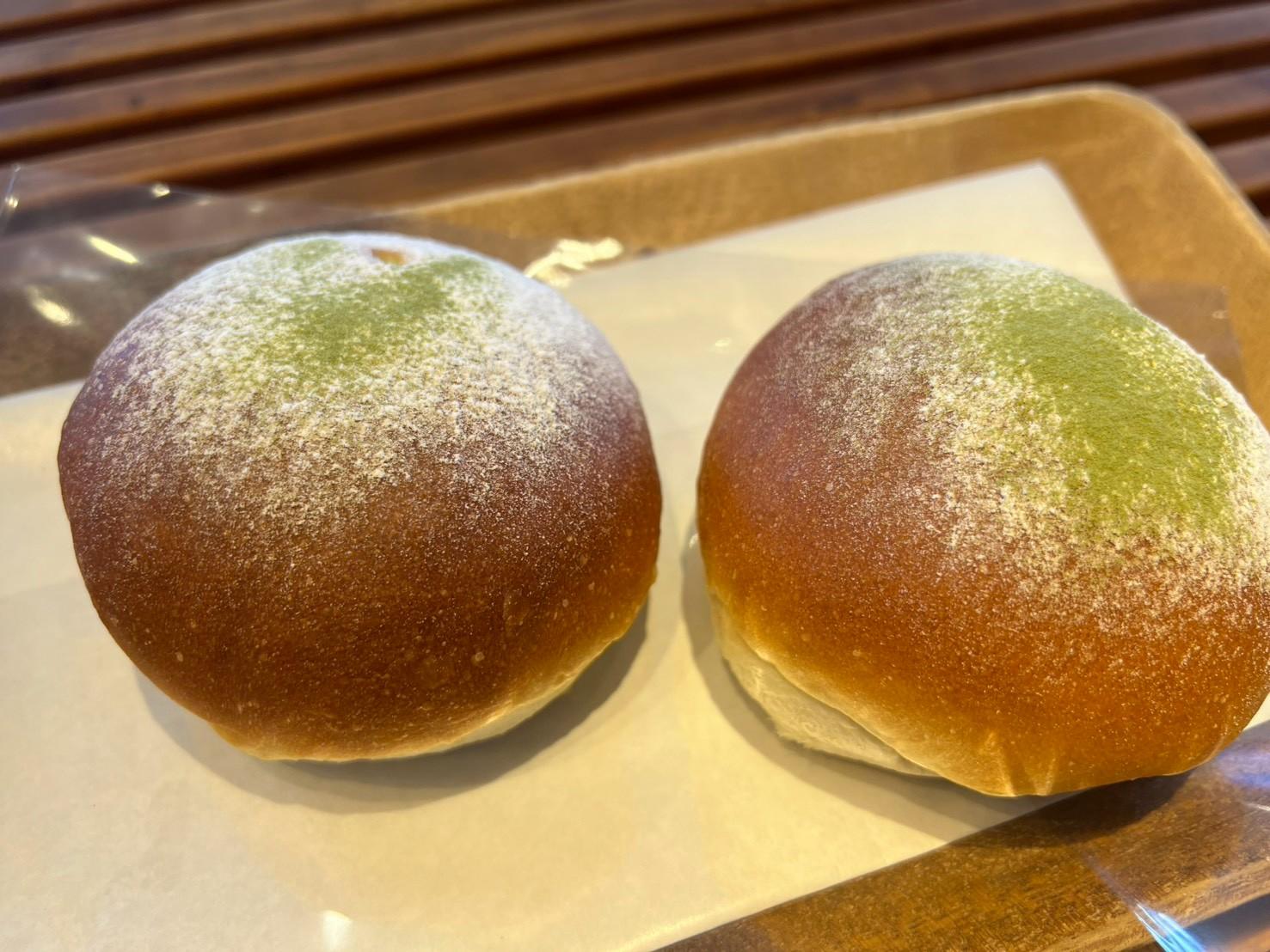 コロンバージュのもちとろ抹茶のクリームパン