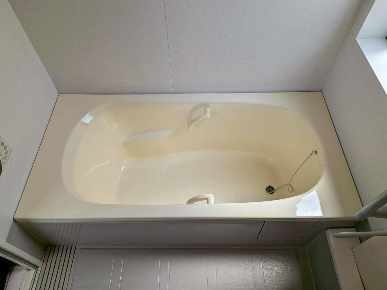浴槽リペアの施工イメージ