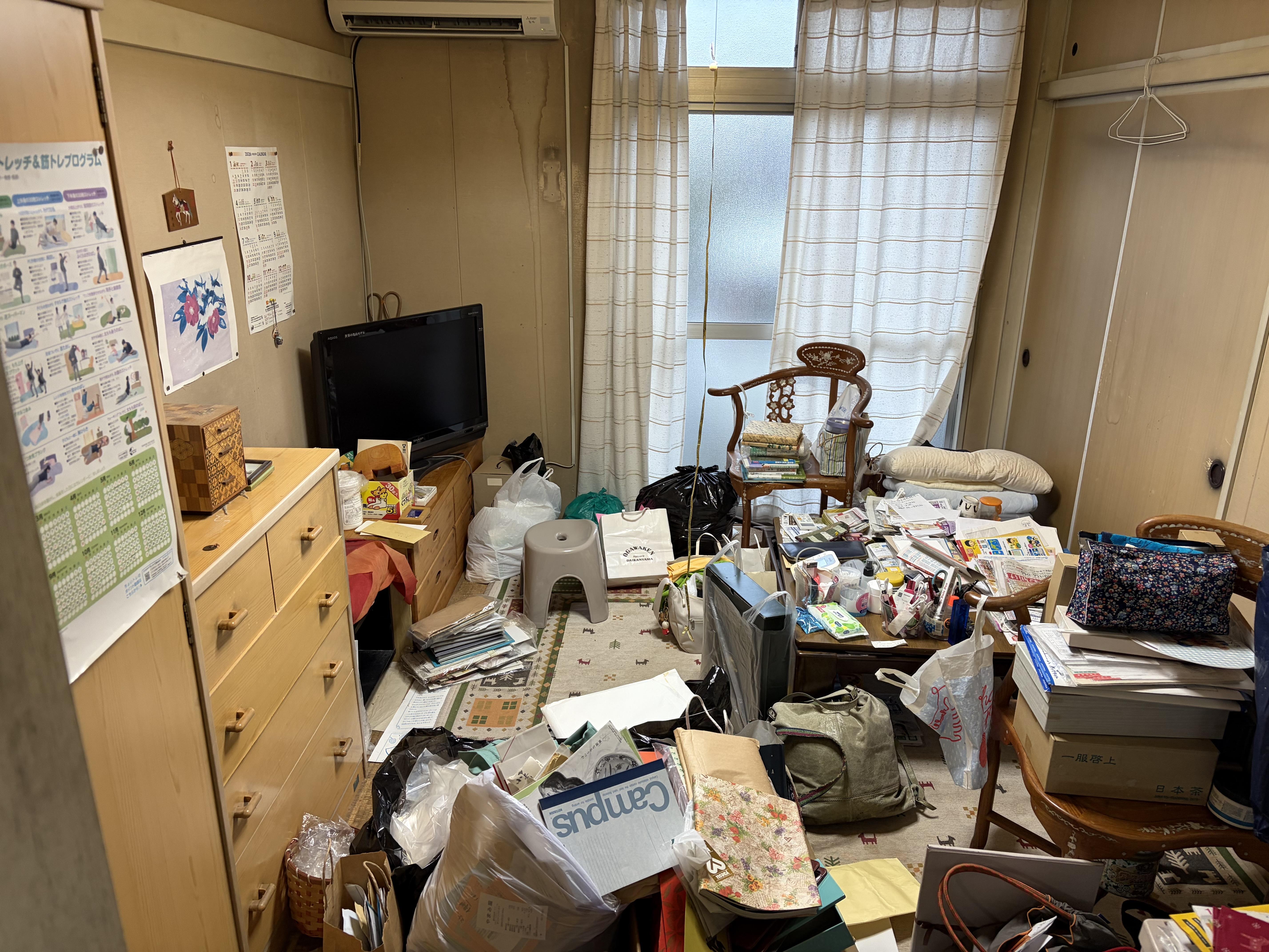 世田谷区若林で遺品整理Before