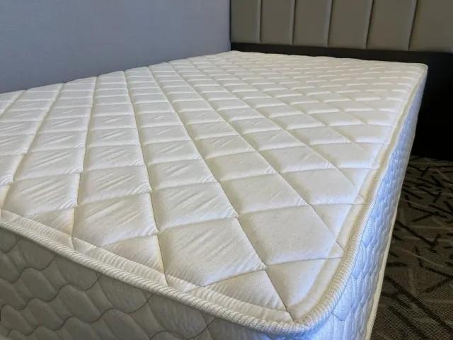 マットレスクリーニングは定期的に行うこと