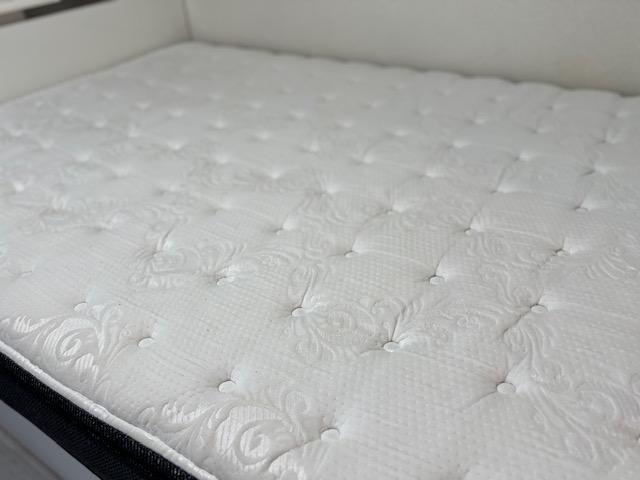 ニトリのN Sleepマットレスの汗ジミ黄ばみクリーニングのアフター写真