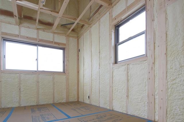 隙間風を抑えて住まい全体の気密性を高める工夫