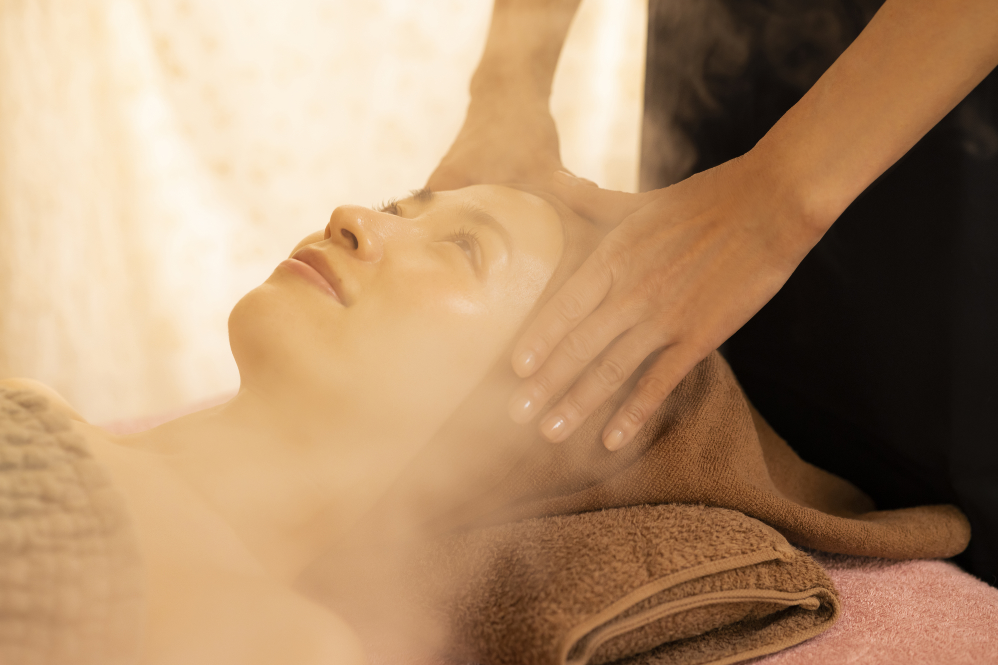 肌サイクルを整える独自の施術