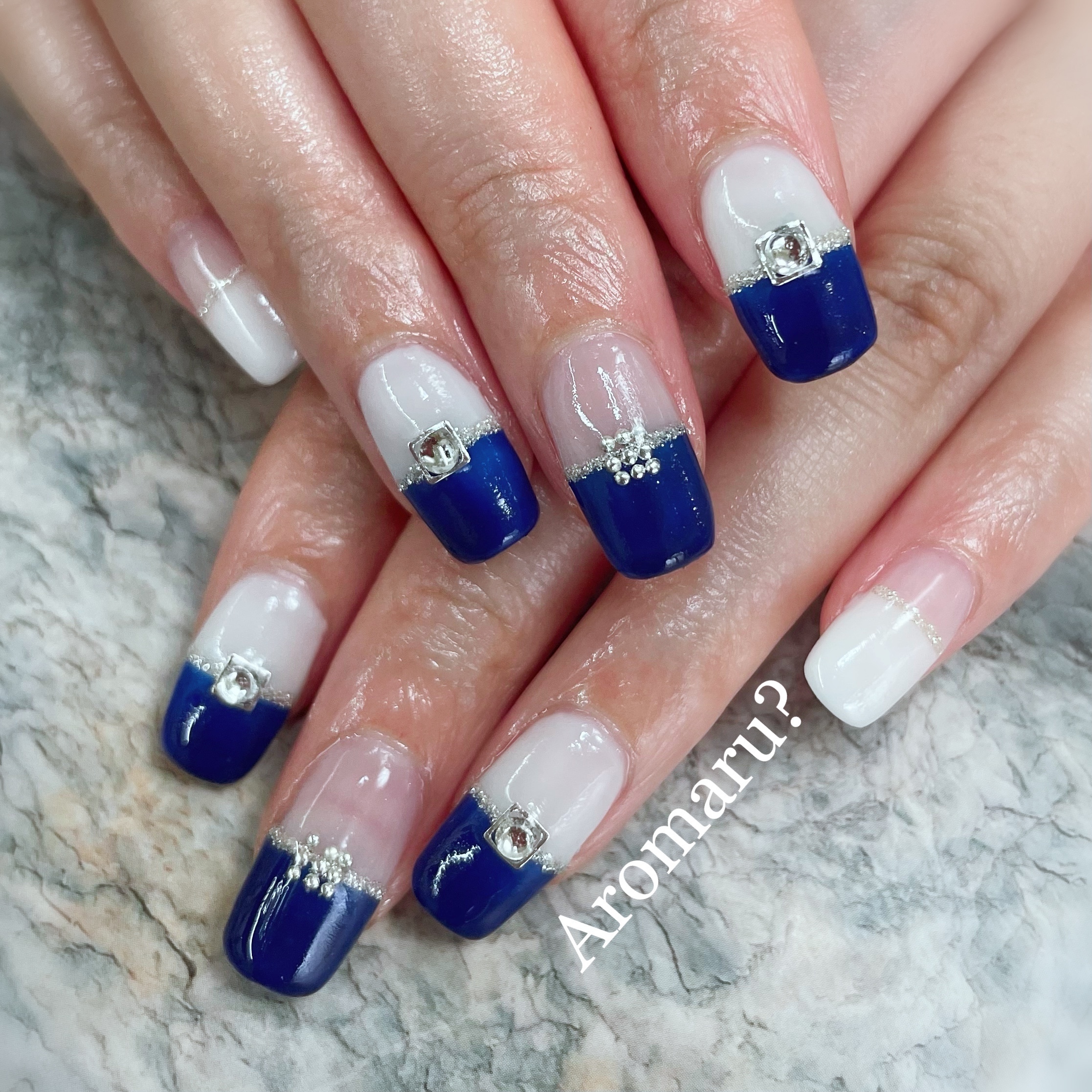 ネイルサロン ａｒｏｍａｒｕ 健康的に強く美しく In 駒込巣鴨