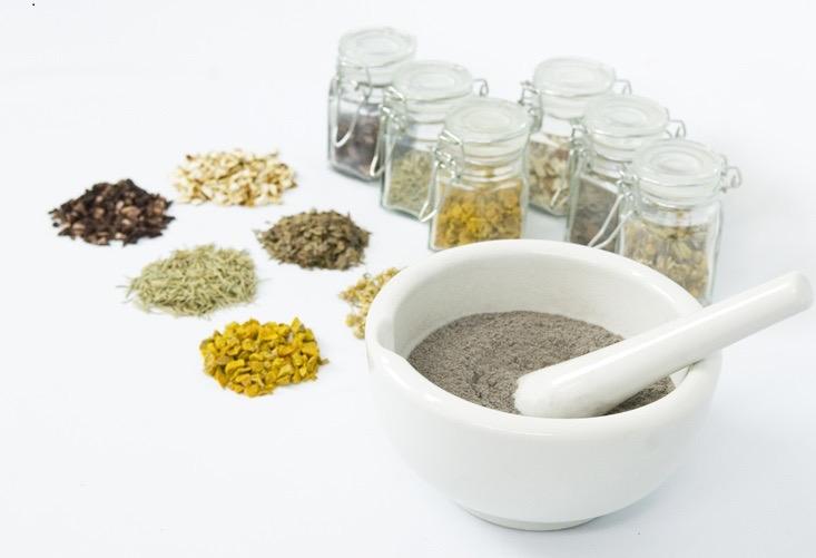 美容室Atom｜頭皮ケア＆髪質改善、京成高砂駅より徒歩1分。大人女性のためのプライベートサロン｜ハリ・コシ・ツヤでるハーブカラー