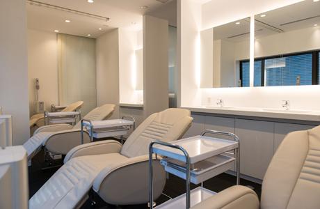 ワミレス　ウインズ銀座サロン