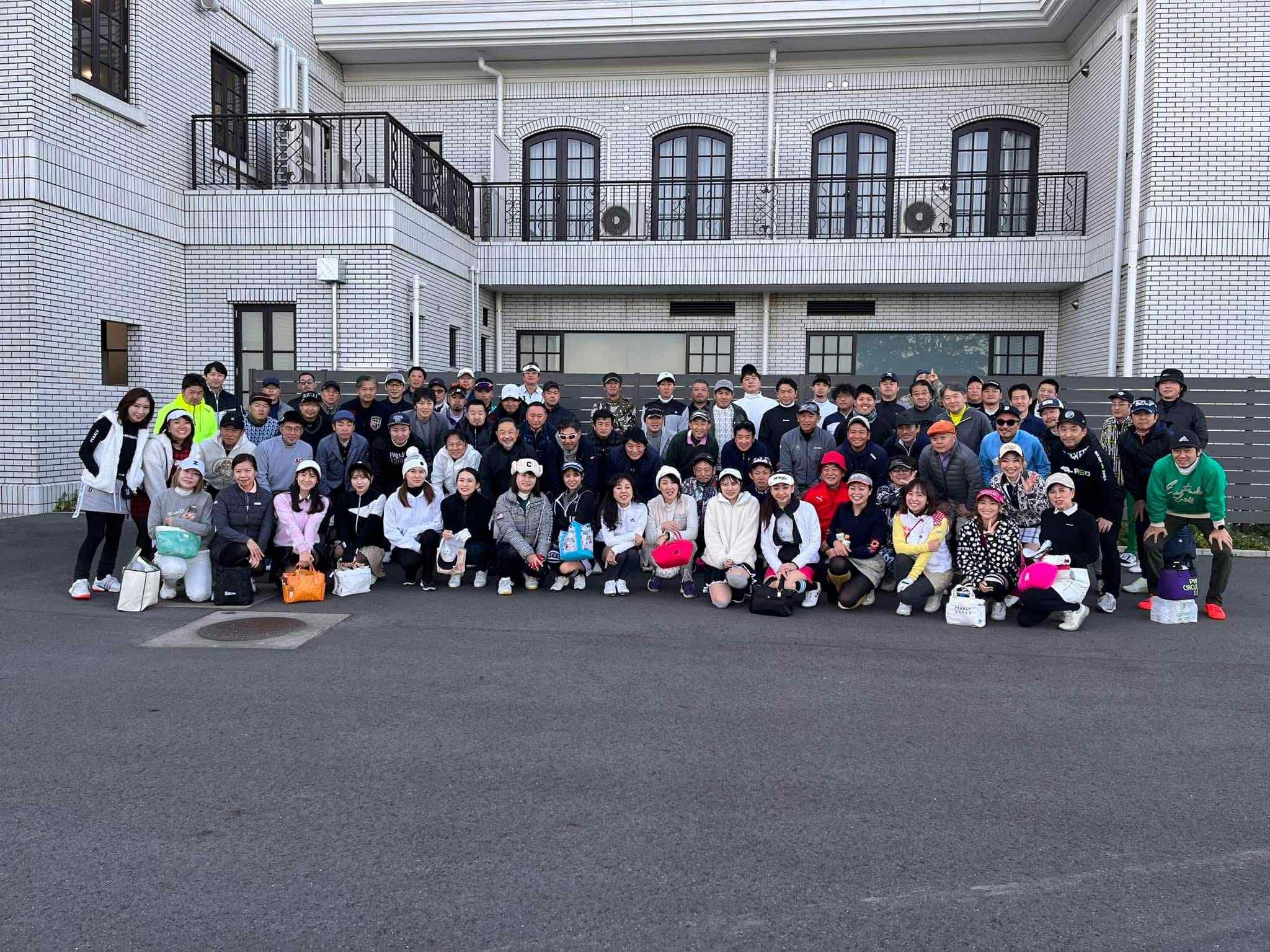NIC（ネクストイノベーション経営者倶楽部）懇親会交流会の記念写真