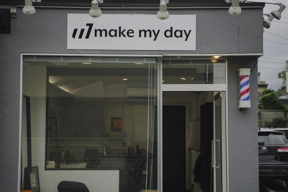 小平市の理容室 make my day 一橋学園駅前店のエントランス