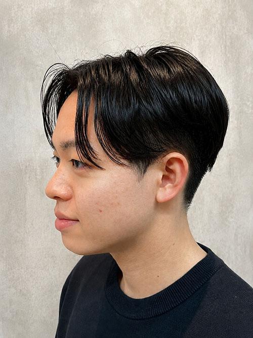 インフィニィト ネオのメンズヘアスタイル、センターパート