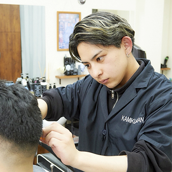 髪空間石川、アイスタント酒井陽人プロフィール写真