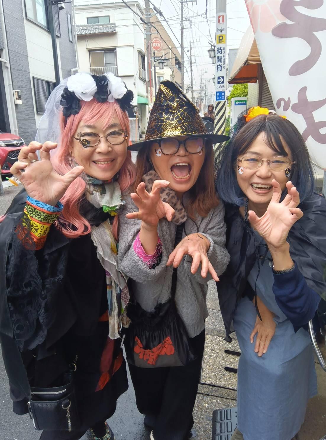 江東区東砂・末広通り商店街「2025秋の大感謝祭 大道芸＆ハロウィンフェスティバル」仮装参加者