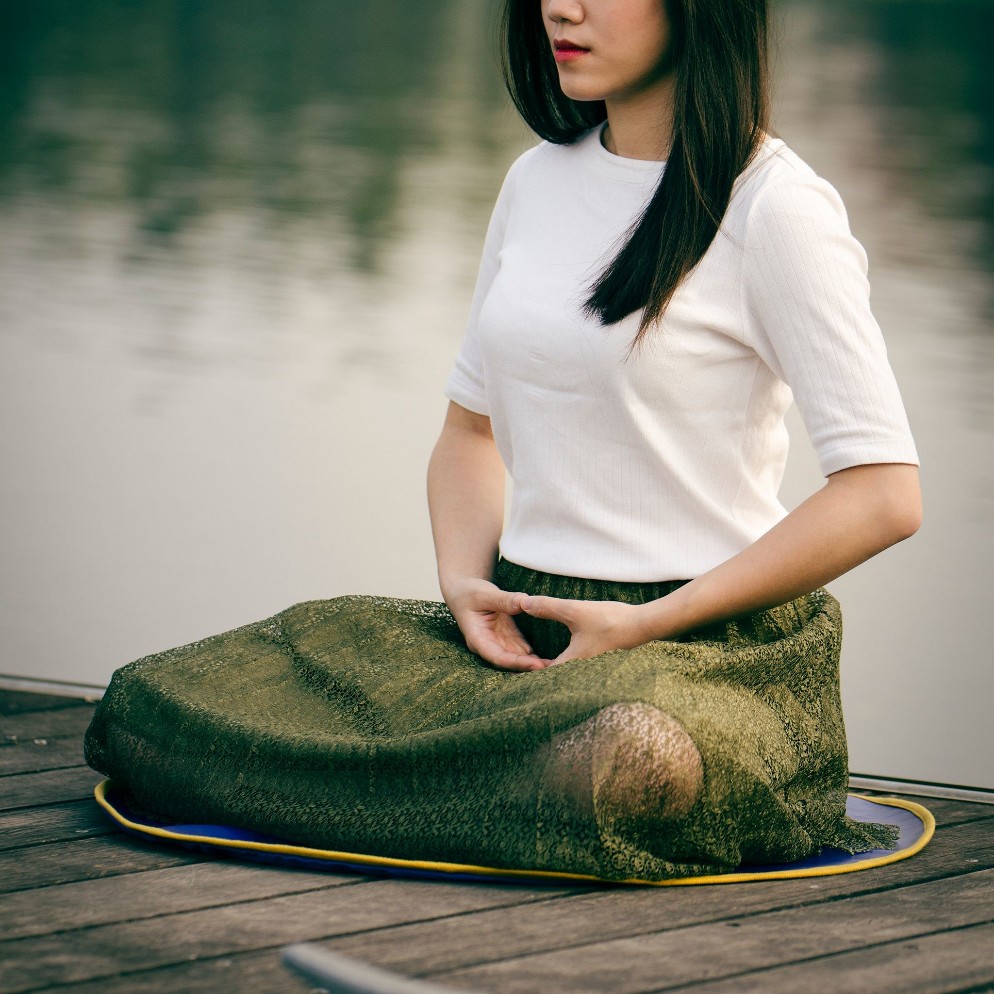 呼吸とつながる リラックスのためのヨガ