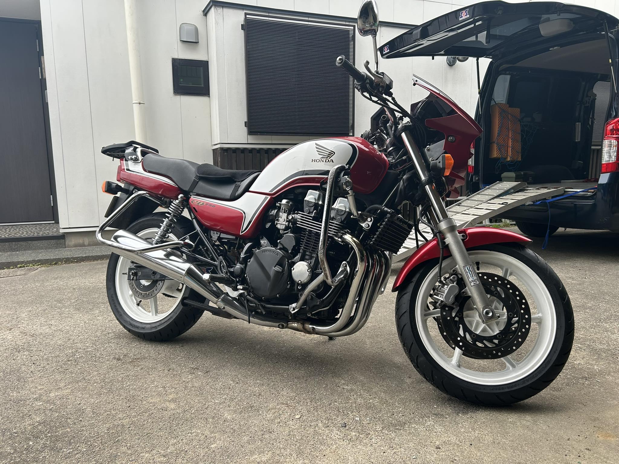 CB750L RC42 HONDA最後の750空冷4気筒キャブ車の教習車両