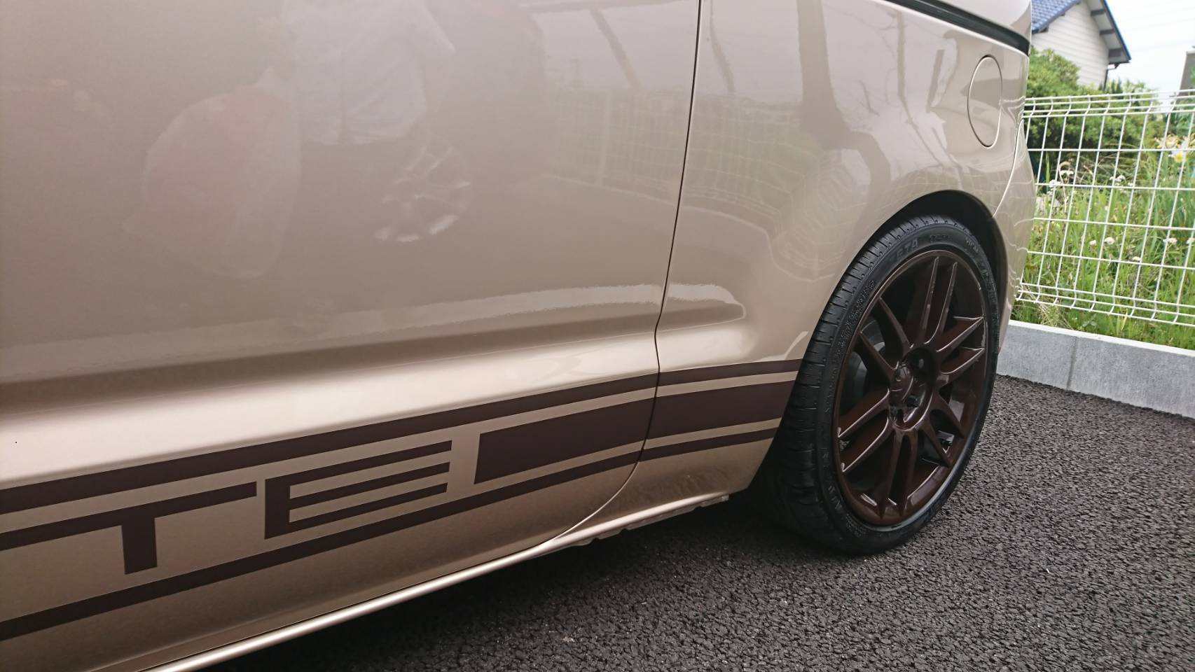 車のキズへこみ板金 事故 こすった ぶつけた 修理はカーショップグローリーにお任せください