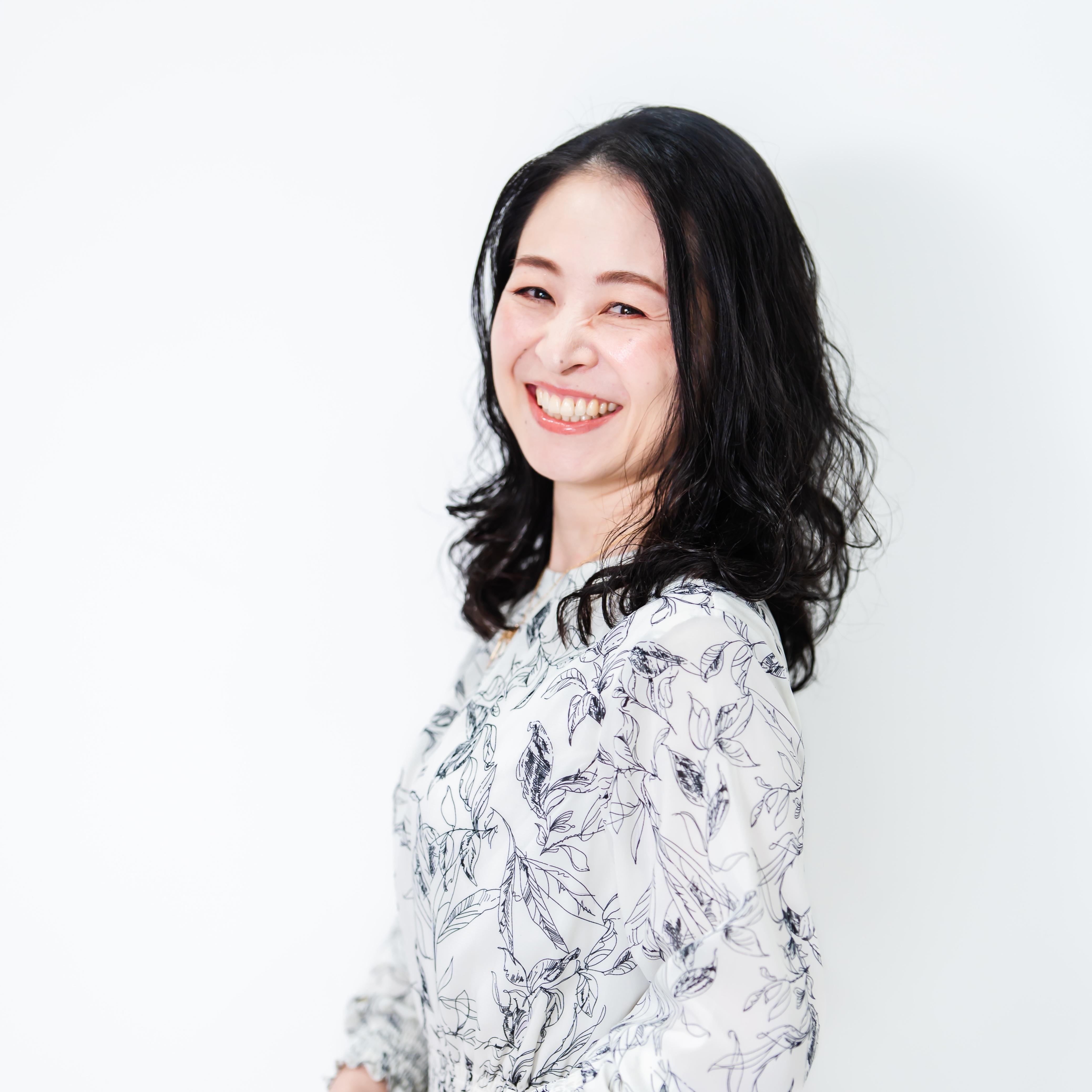 一般社団法人日本コミュニケーション機構　シニア講師　中村かおり