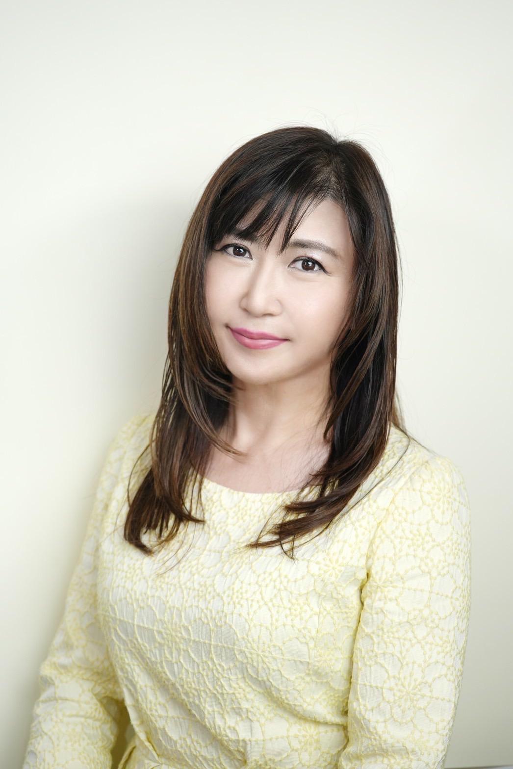 長谷川結子