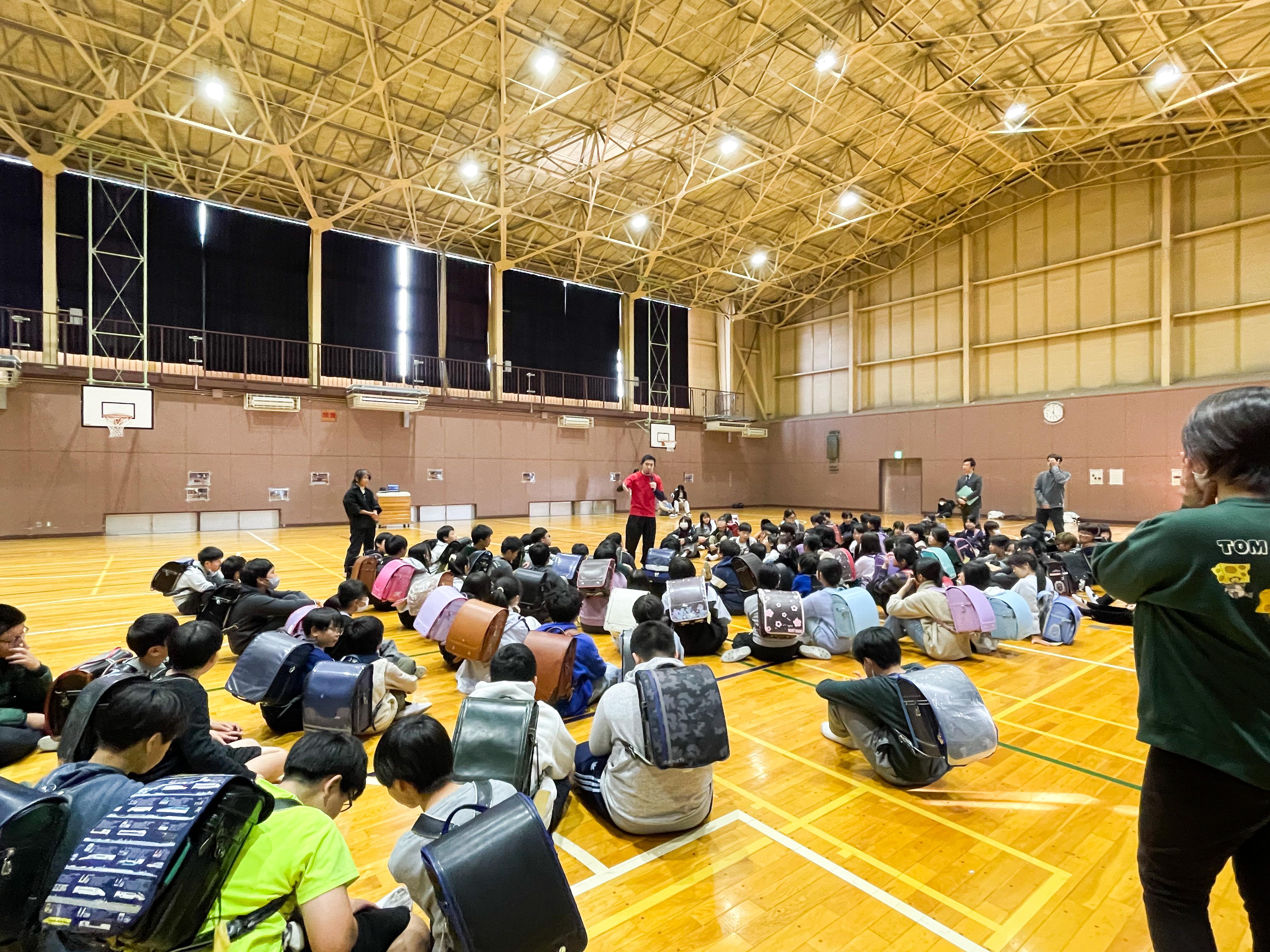 小学生向けの実践的な防犯・護身術授業