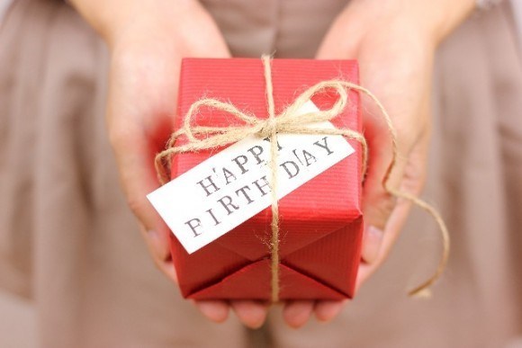 誕生日プレゼントを自動配送 誕プレ
