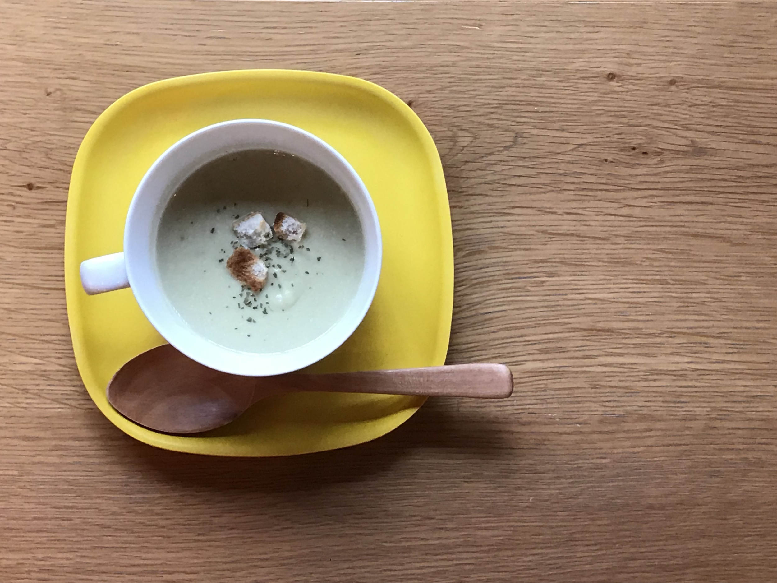 ようこそ 絵本カフェ Mebae めばえ へ