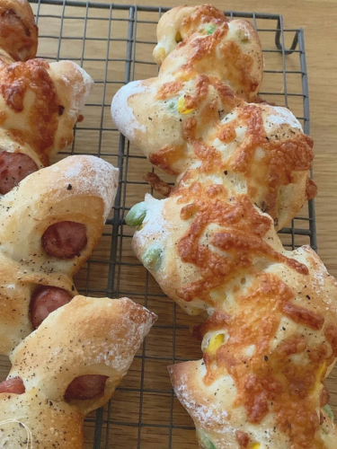 フガス　ベーコン　バジルパン　トマト　プティボヌール　もりやまひろみ　酒種酵母パン