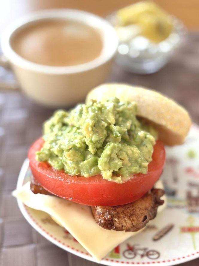 イングリッシュマフィン　しっとりふわふわのパン　サンドイッチ　エッグマフィン　プティボヌール　もりやまひろみ　酒種酵母パン