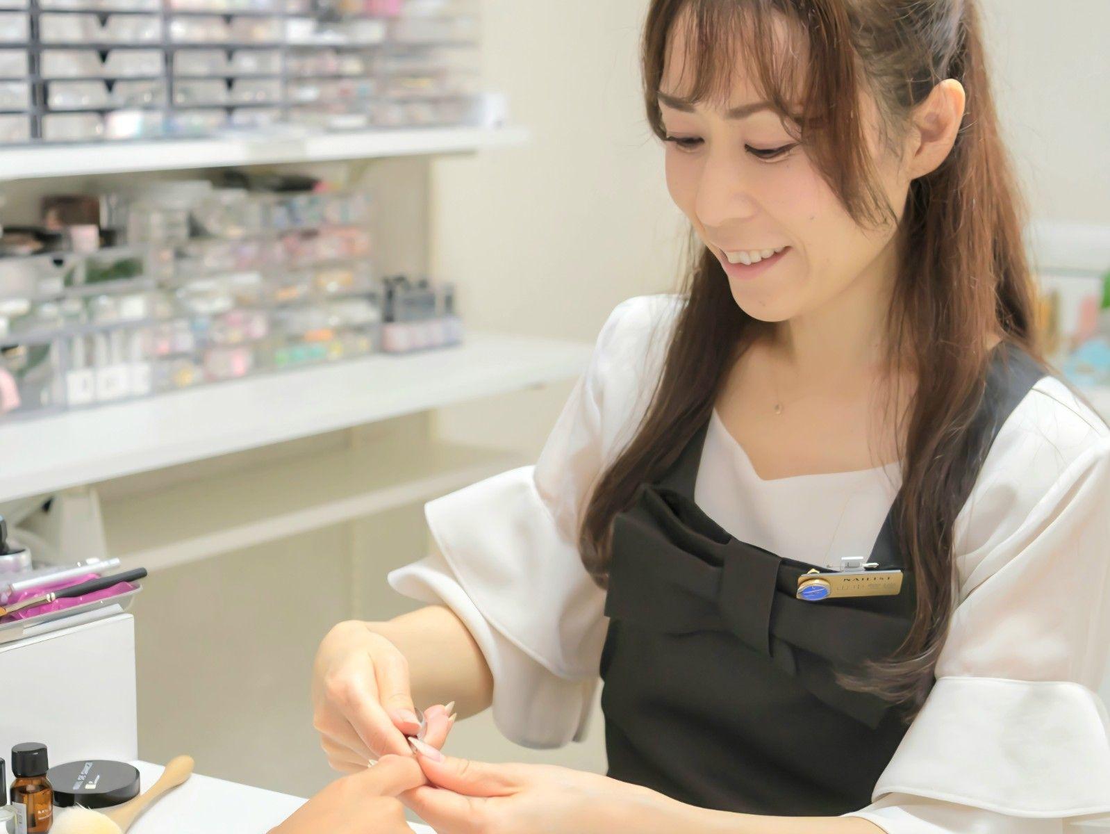 小山市 深爪矯正専門ネイルサロン キュアネイル