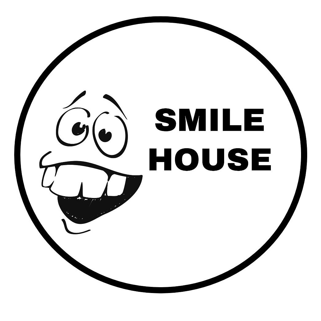 エージェントカンパニー『 SMILE HOUSE