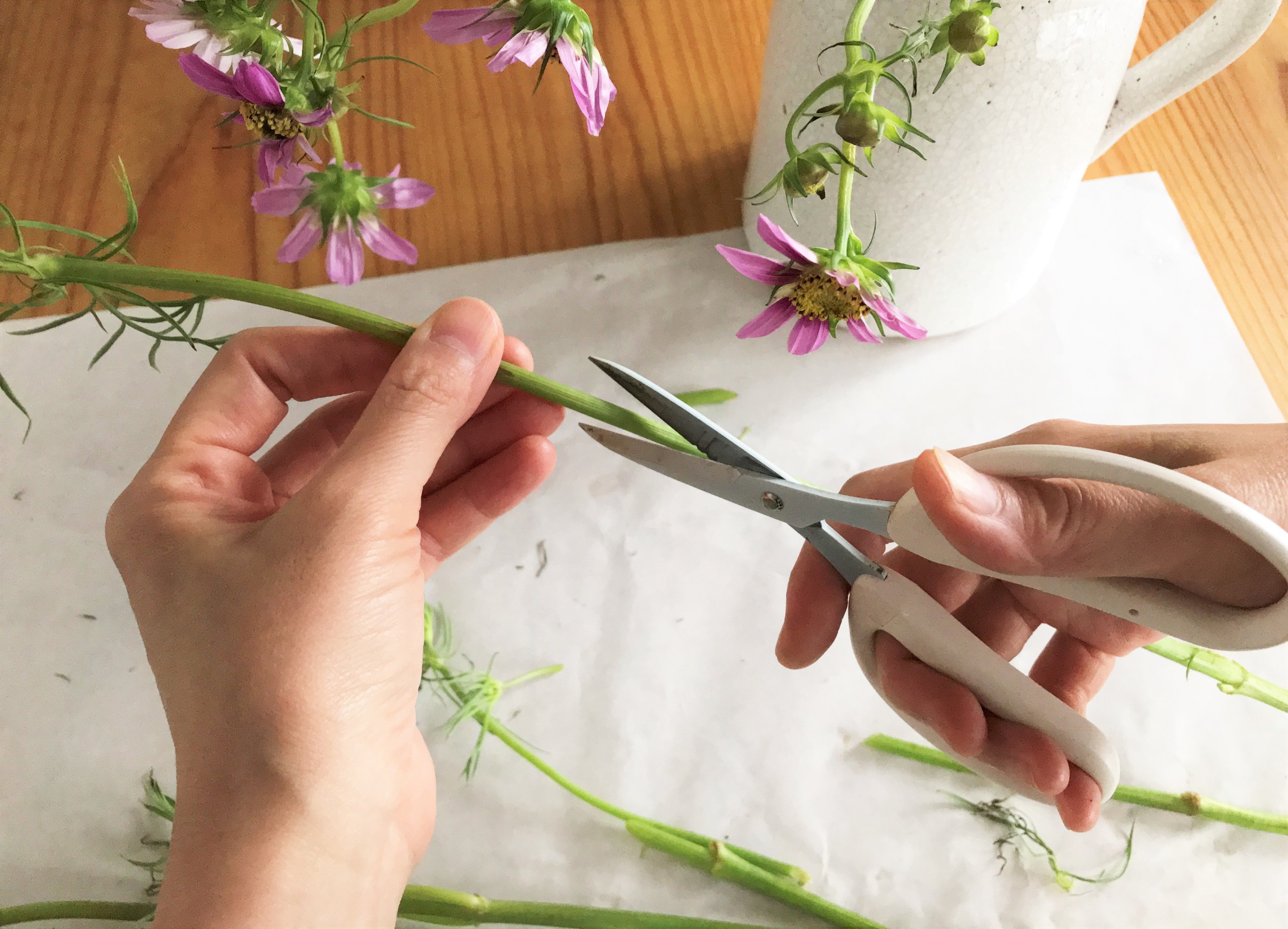 京都 フラワーアレンジメント教室 月ノヒナタ 花活けコース 花活けレッスン 花びん活け 生け花 暮らしの花活けコースご案内