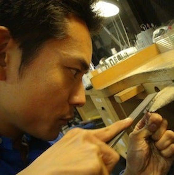 わたしが金属アレルギーの妻に プレゼントしたくて開発した指輪です。