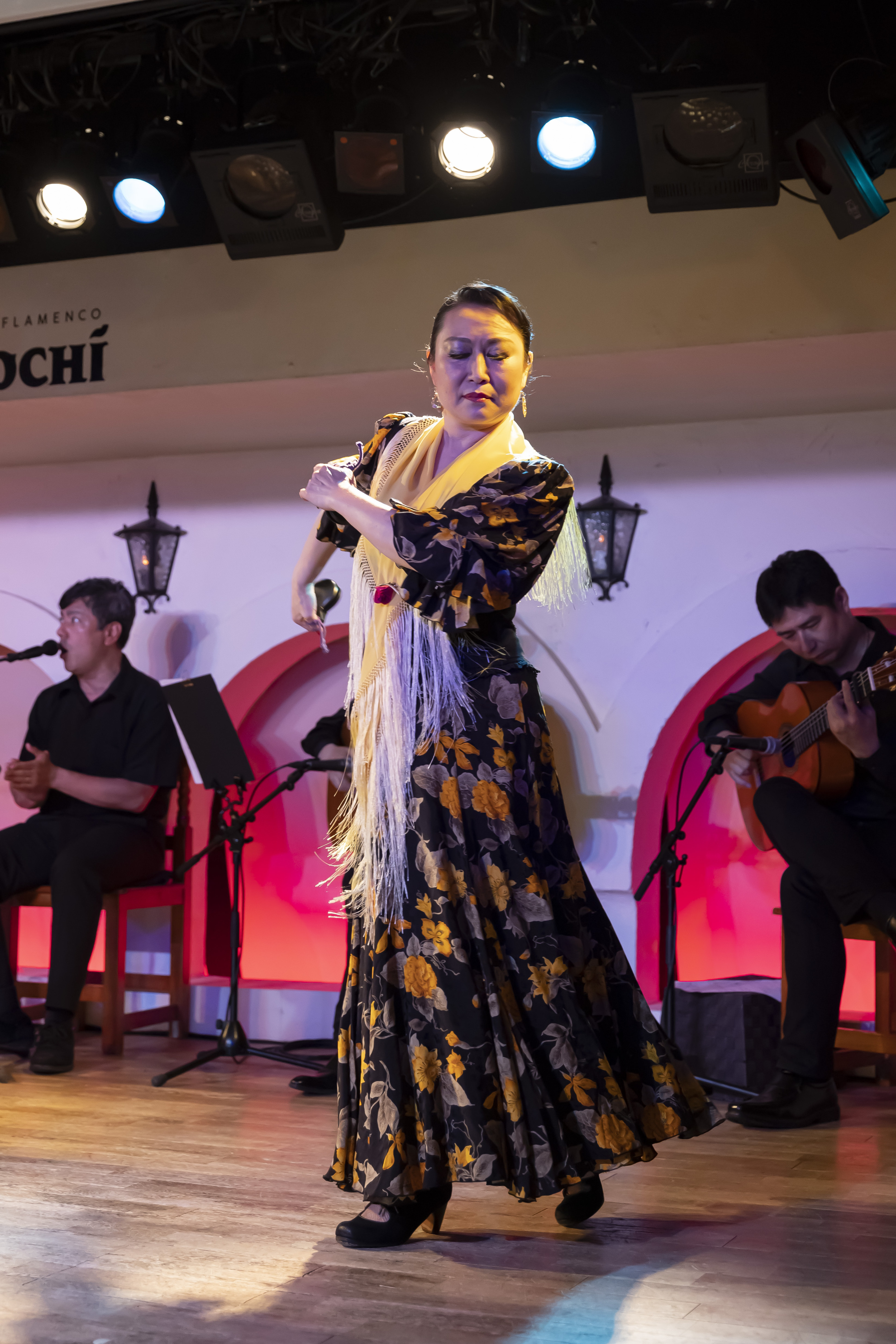 エダスedda hsu 社交ダンスchoice ラテンフラメンコ