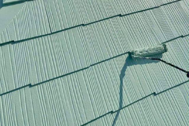 瓦屋根の種類と塗装の必要性