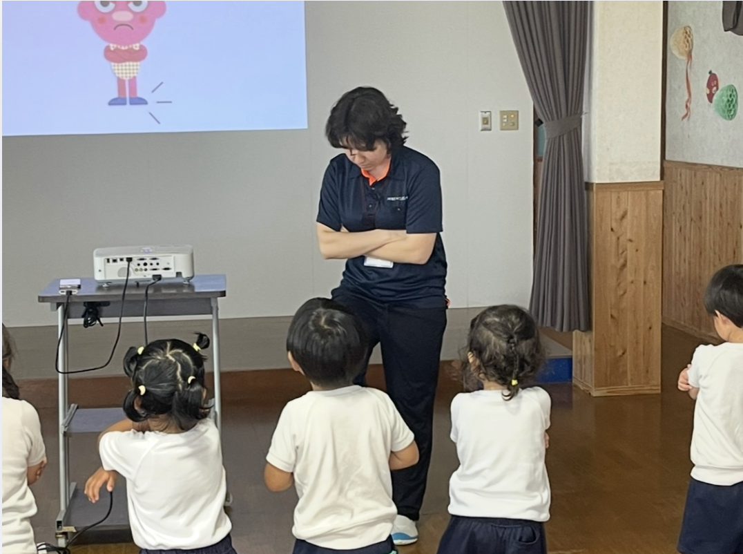 共育プロジェクト　共育（トモイク）プロジェクト　ともいくプロジェクト　トモイク　保育園英語　幼稚園英語　共育English　共育イングリッシュ　教育イングリッシュ　教育English　保育園英語レッスン　　幼稚園英語レッスン　  英語講師派遣