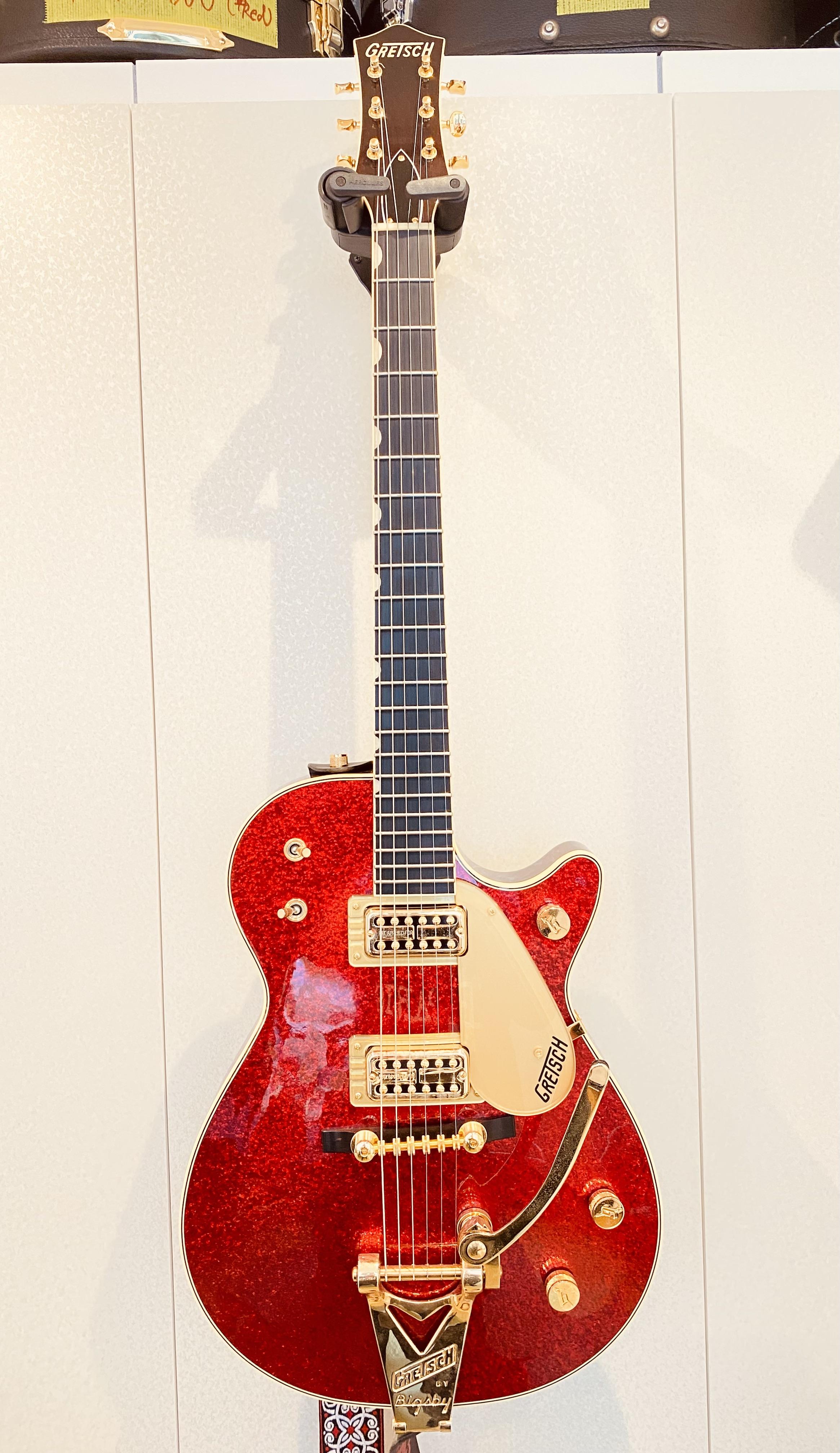 Gretsch White Falcon G6136T-MGC Michael Guy Chislett Signature 