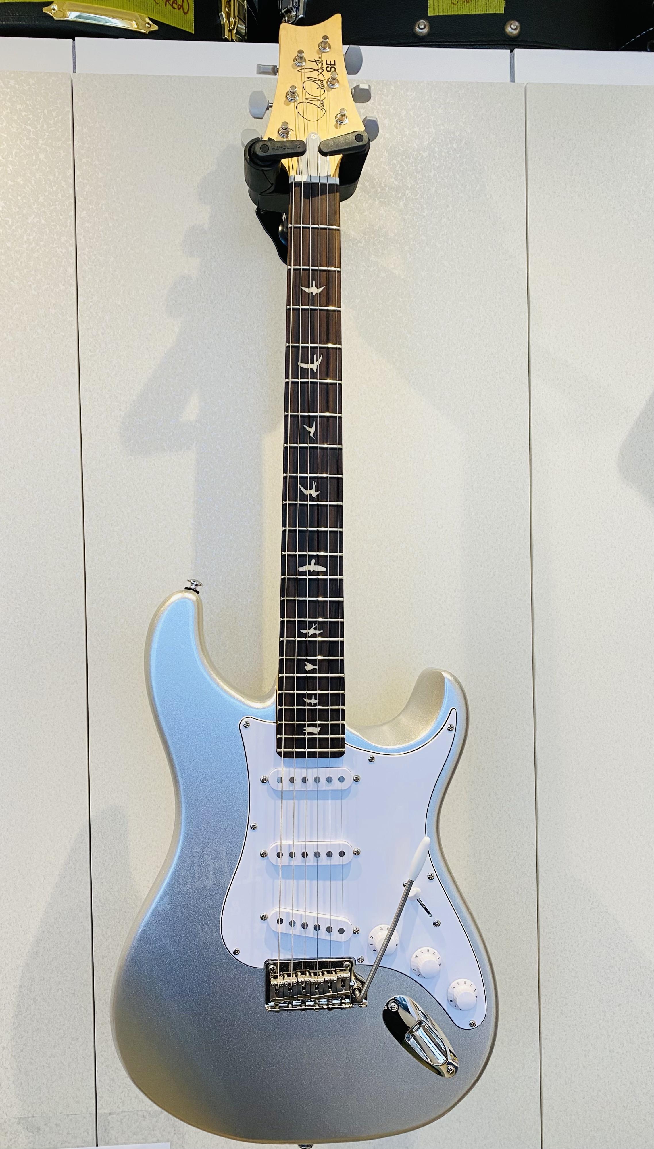 Fenderテレキャスター