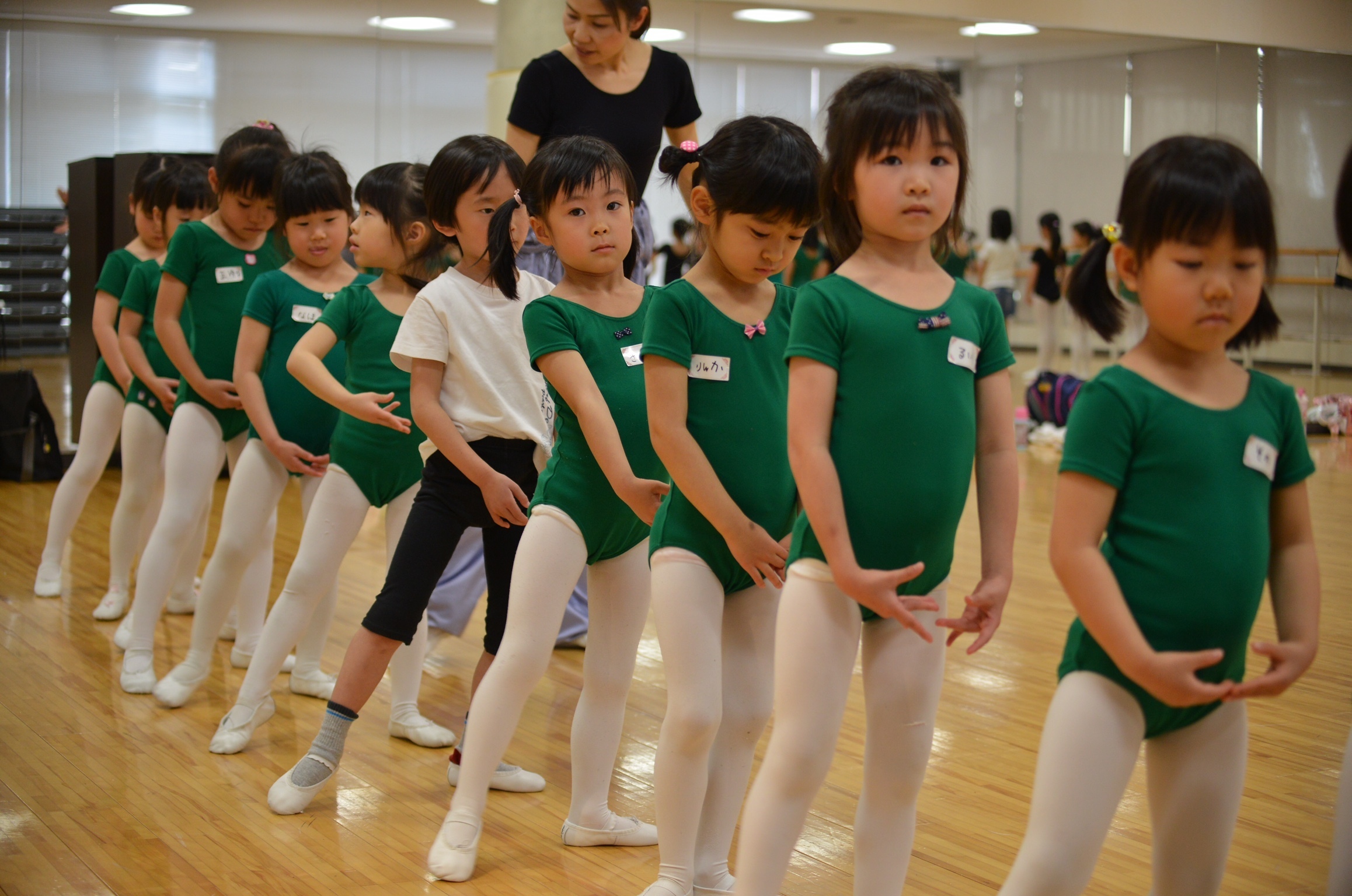 司モダンバレエオンラインクラス 個人レッスンクラスご案内申し込みサイト