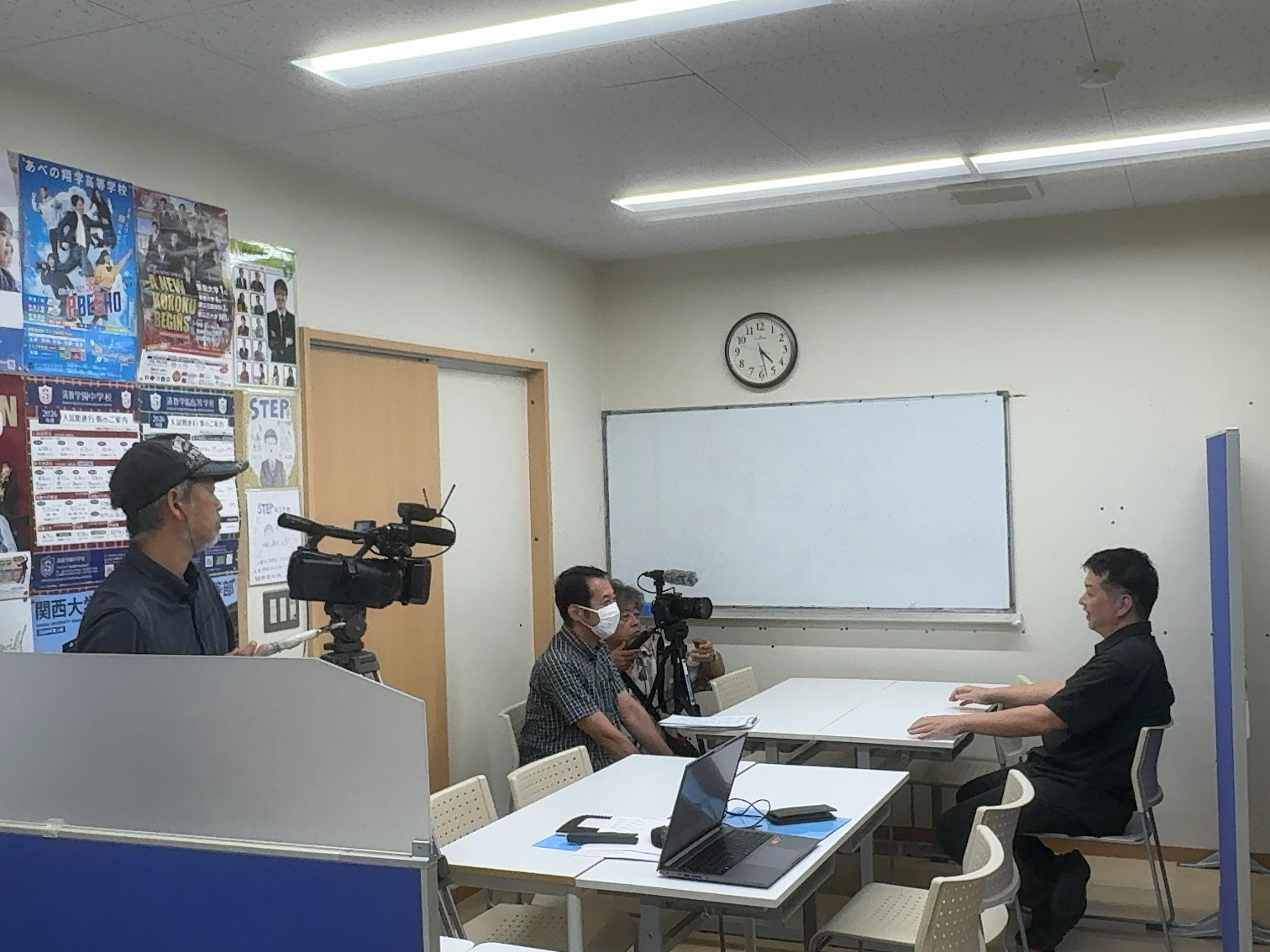 STEP教育学館塾長 大森啓司 AI新時代の学習塾としてテレビ取材