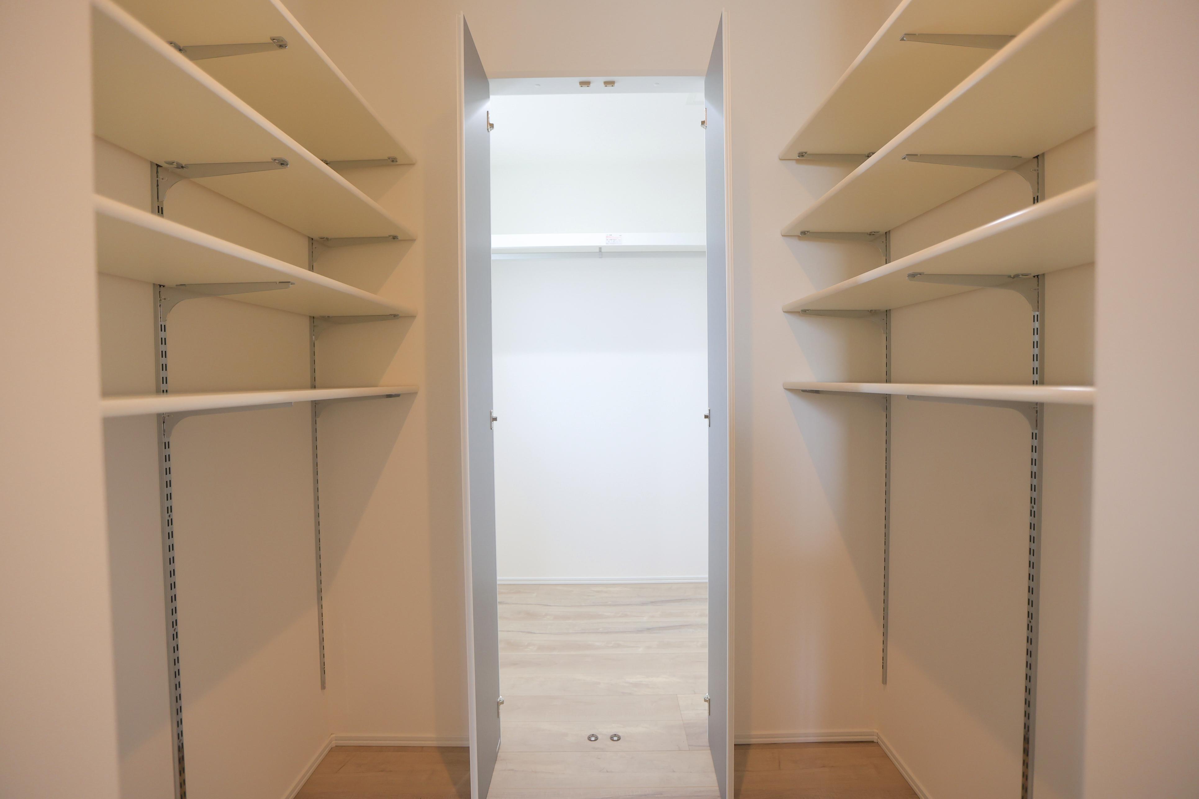 ウォークインクローゼットです。