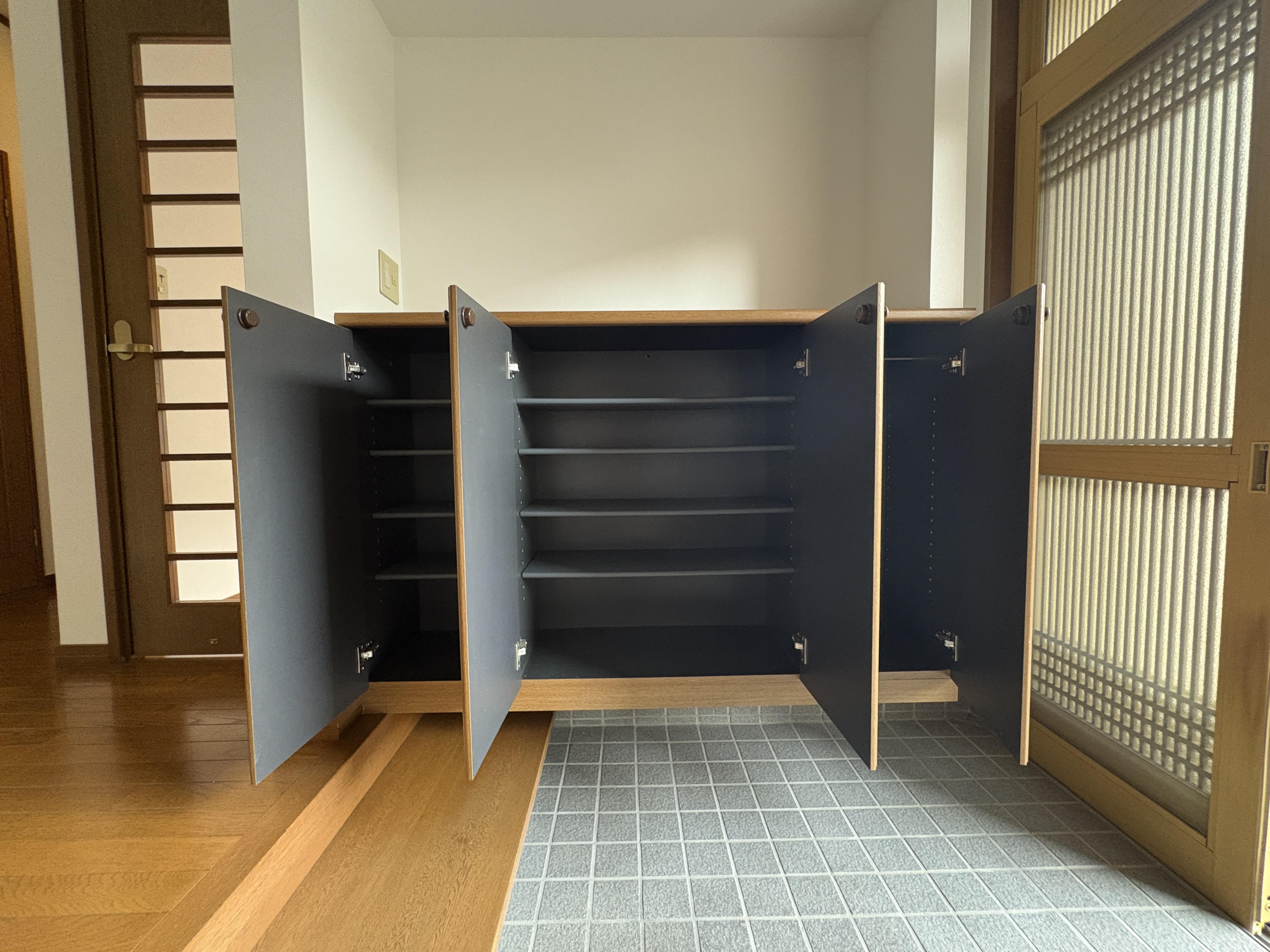 玄関収納です。