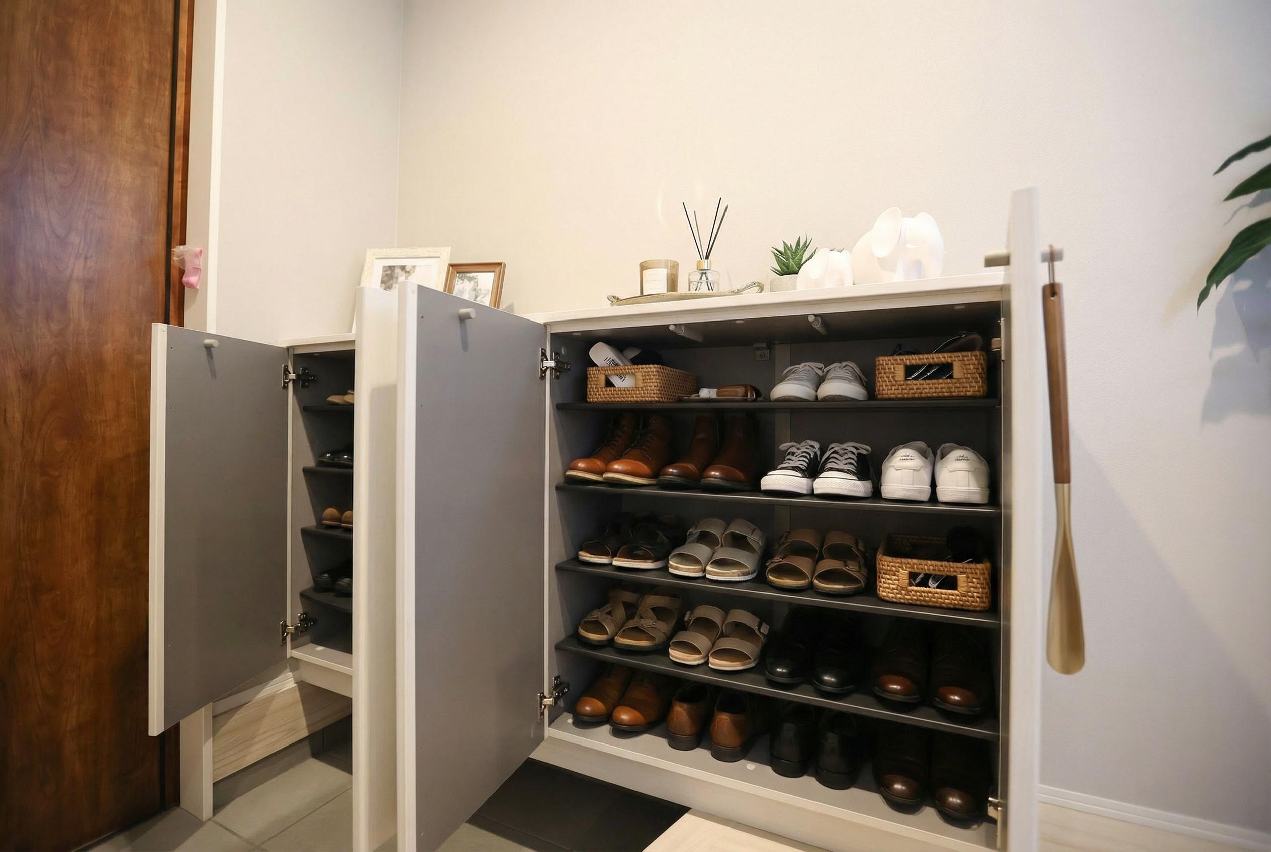 玄関収納です。