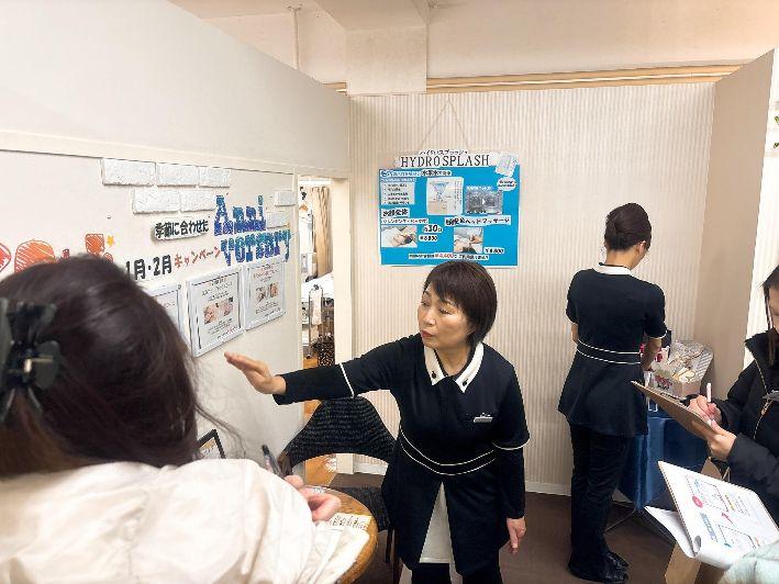 ベンチマーキング　カラープラス巡回