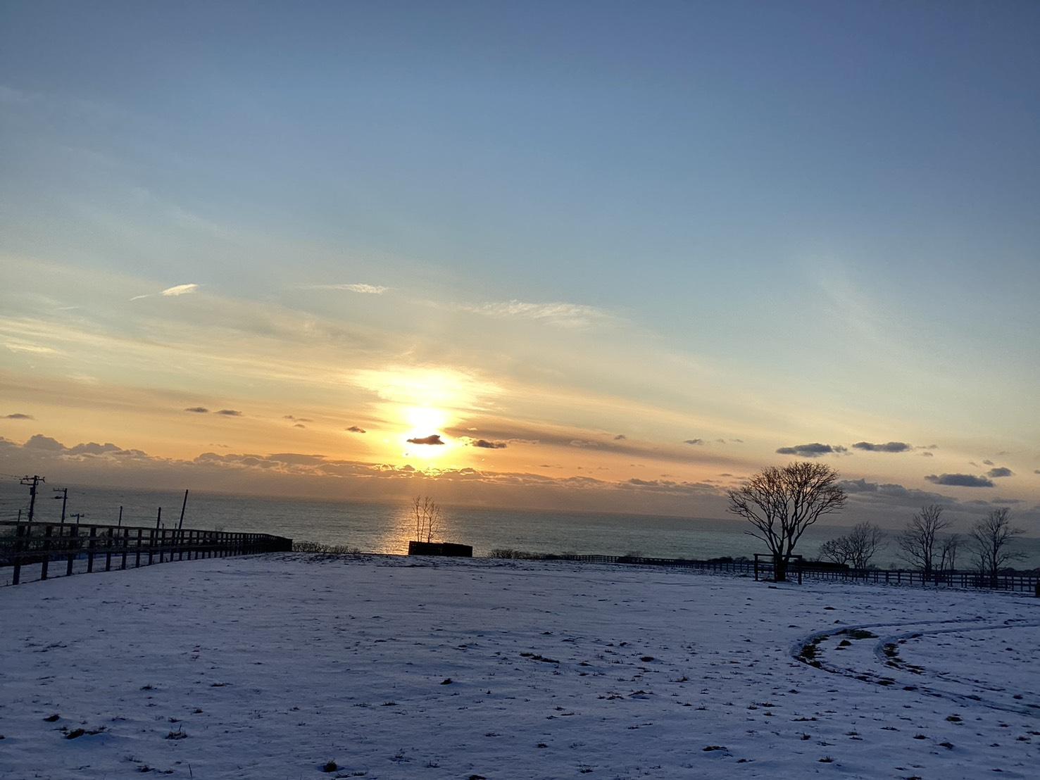 北海道静内町の海