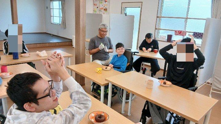 生活介護　夏祭りの写真　レクの写真　身体障害　知的障害　介護